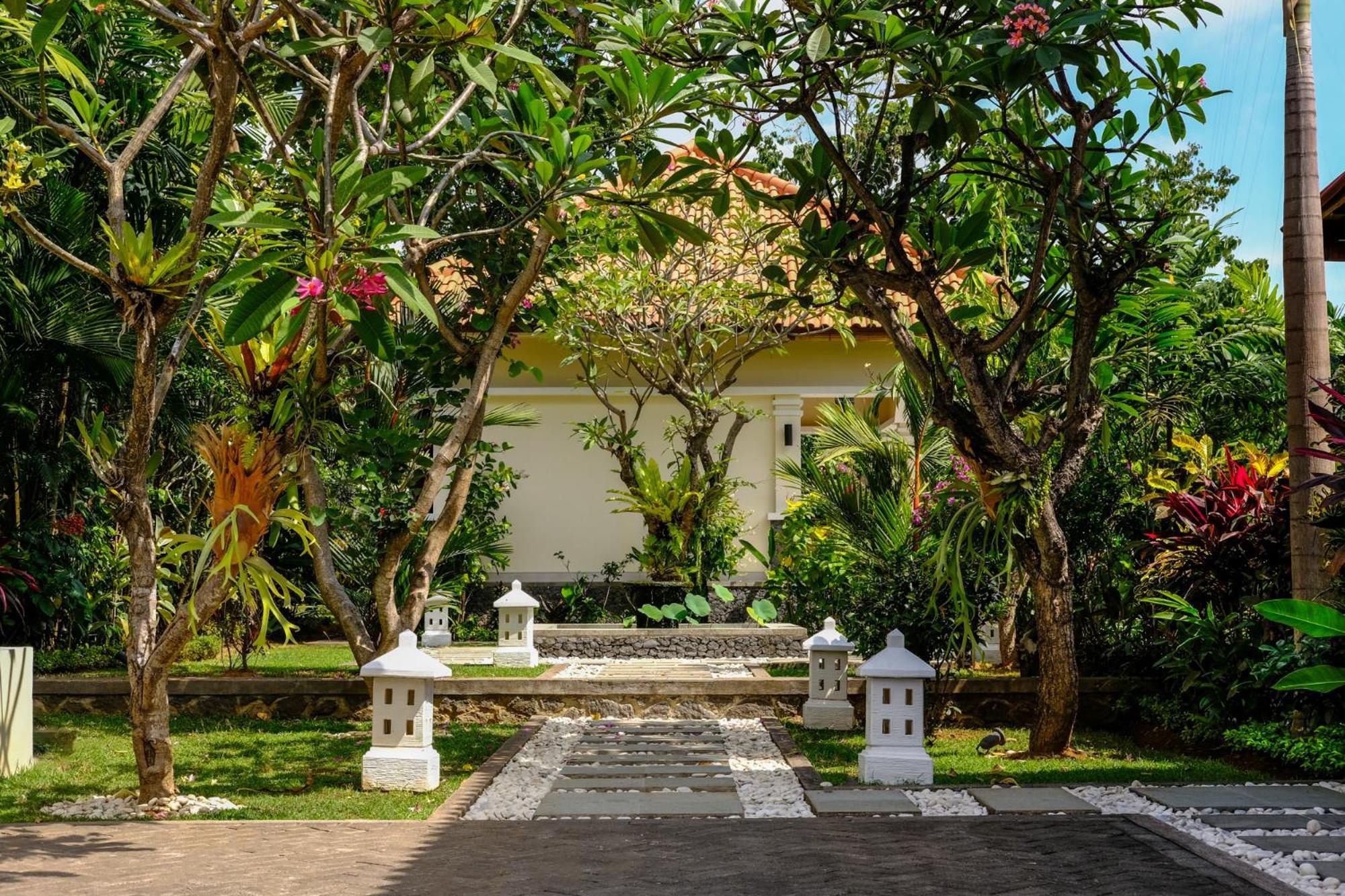 Villa Mata Hari Panji Екстериор снимка