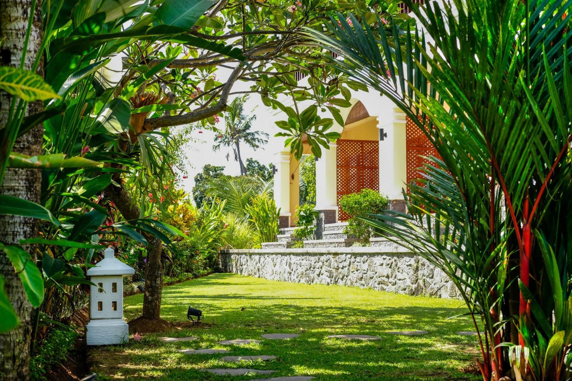 Villa Mata Hari Panji Екстериор снимка
