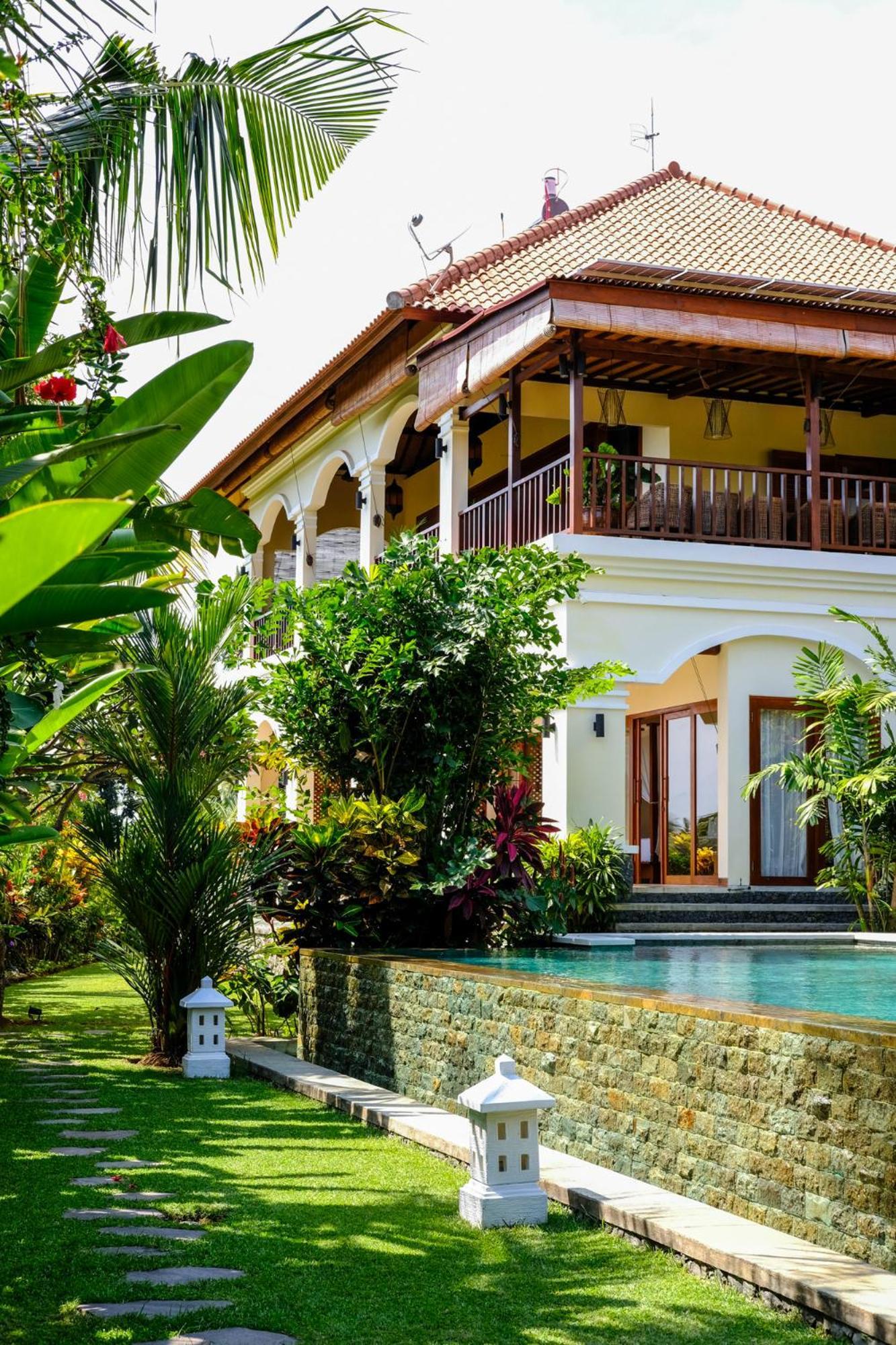 Villa Mata Hari Panji Екстериор снимка
