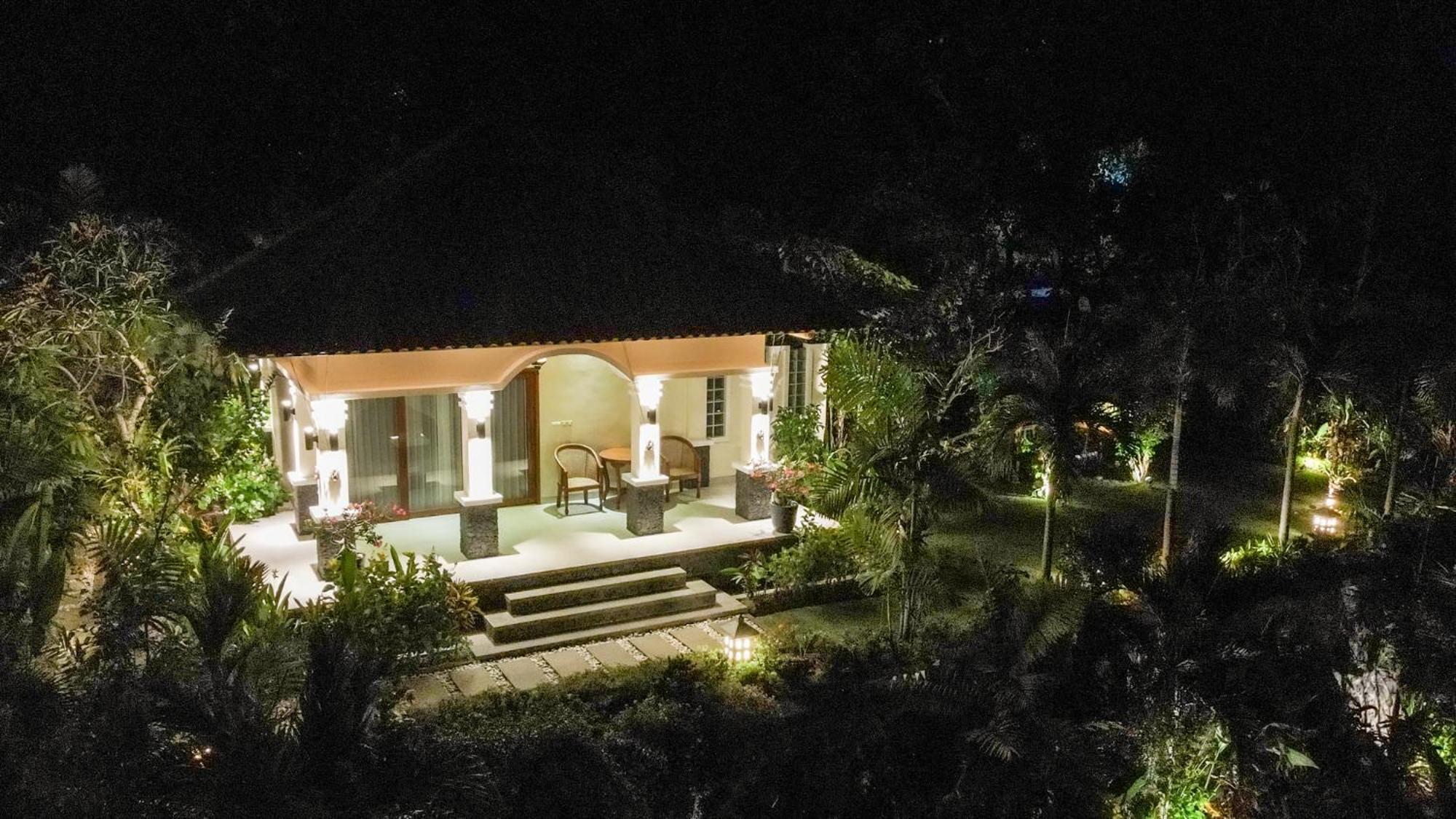 Villa Mata Hari Panji Екстериор снимка